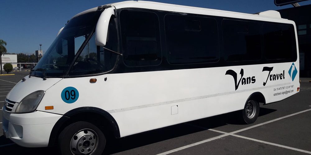 vans_travel-unidades_bus_23_pax-exterior-02